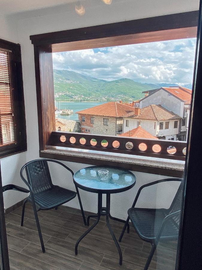 Villa Sapkar Lake View Охрид Екстериор снимка